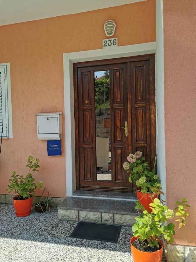 Apartment Martina Banjol Luaran gambar