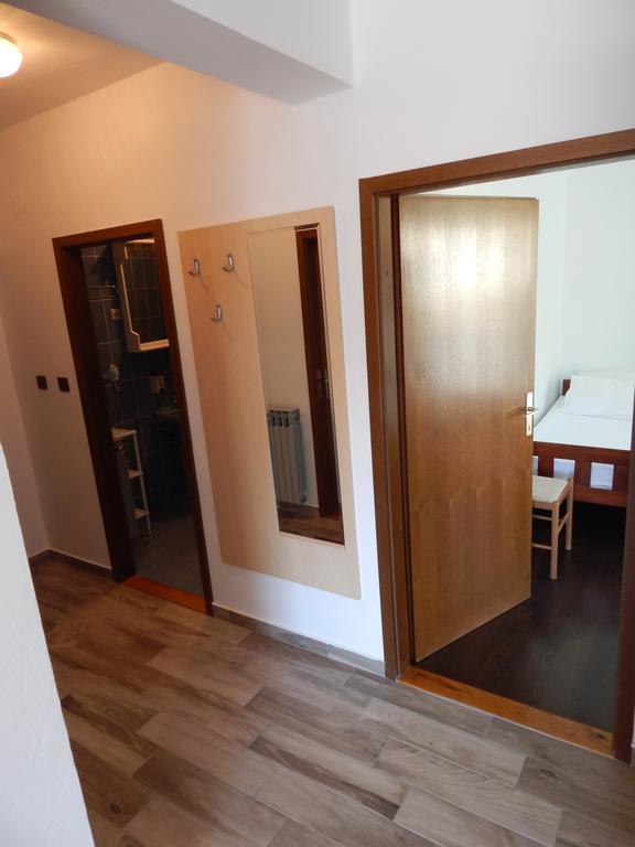 Apartment Martina Banjol Luaran gambar