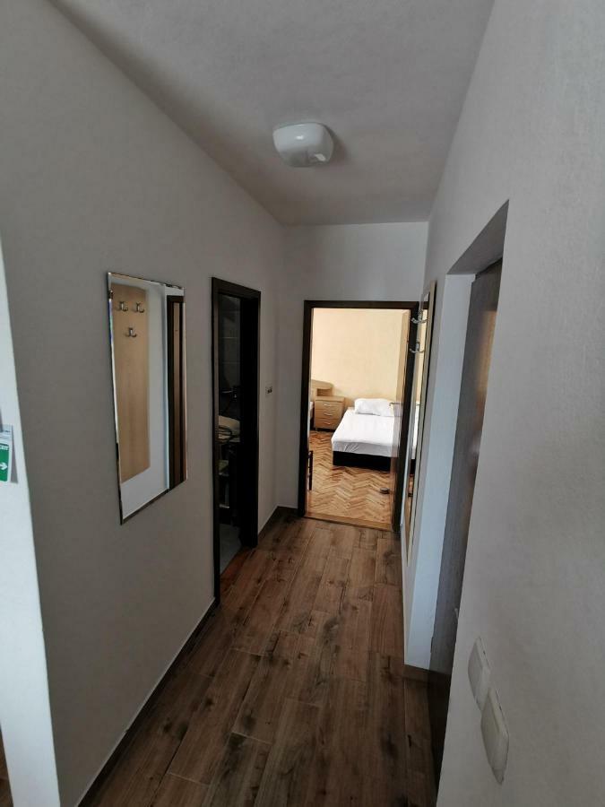 Apartment Martina Banjol Luaran gambar